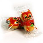 Kakaové dražé s lískovými oříšky VEVERKA, 150g